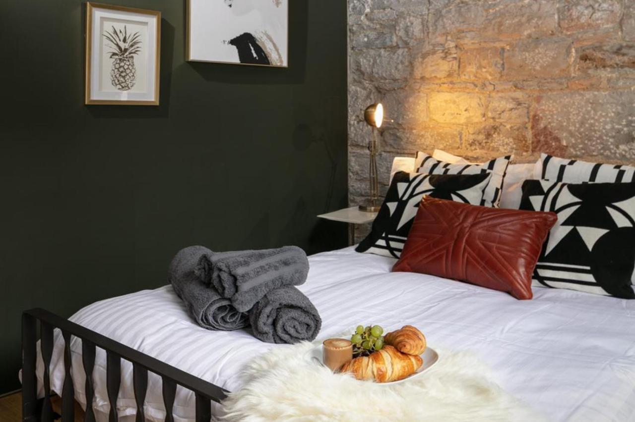 Two-Bedroom Apartment At Royal William Yard, Plymouth Ngoại thất bức ảnh